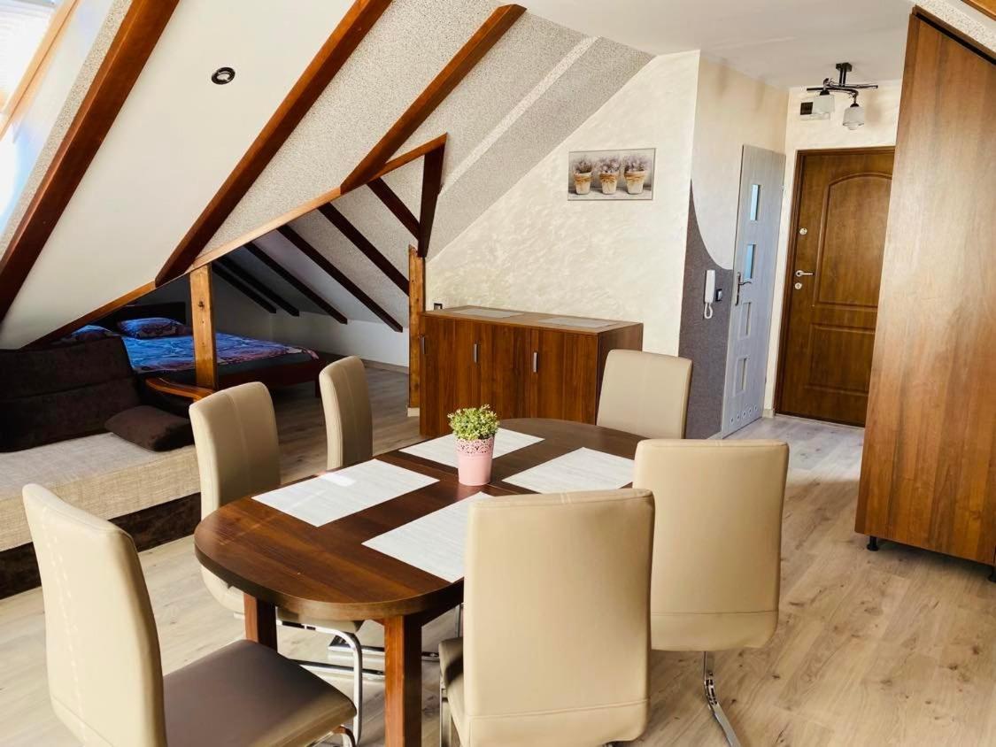 וובה Apartamenty By Hanna מראה חיצוני תמונה
